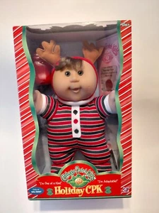 NIB 2007 HOLIDAY CABBAGE PATCH KID WALMART PLAY ALONG ANTLER CAP RED BOTTLE - Picture 1 of 6