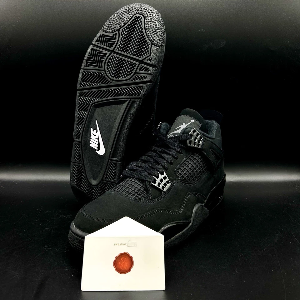 Air Jordan 4 “Black Cat” FV5029-010 Foto 1 de 4