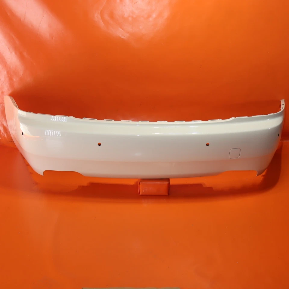 ROLLS ROYCE WRAITH 后部 BUMBER 2015 2017 5112 7301493 原始设备制造商 — 第 1/4 张图片