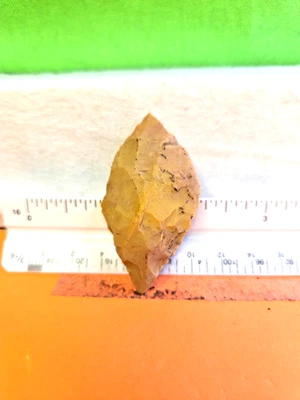 Auténtico cuchillo cola de pavo sin muescas hecho de bronceado chert de Hart co Ky. Foto 1 de 4