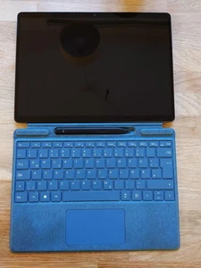 Microsoft Surface Pro 9, i7, 16 GB, schwarz, 2 TB SSD, Keyboard, SlimPen2, OVP - Bild 1 von 14