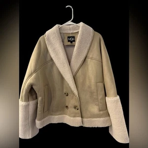 Chaqueta UGG Mindy Luxefluff para mujer talla L nueva con etiquetas - Imagen 1 de 12