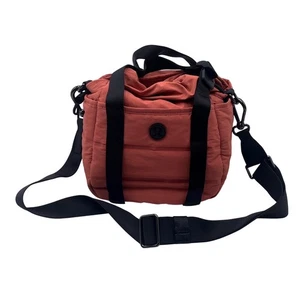 Lululemon dash all day Crossbody Bag Womens Pink drawstring Puffer quilted - Picture 1 of 8