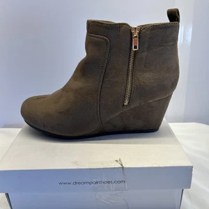 Dream Pair Damen-Stiefeletten Größe 10 Keilabsatz 3 Zoll Wildlederimitat seitlicher Reißverschluss braun neu - Bild 1 von 8