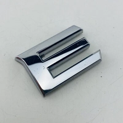 Nissan Sentra 2013-2018 emblema logotipo letra símbolo insignia cromo trasero OEM E5E Foto 1 de 4