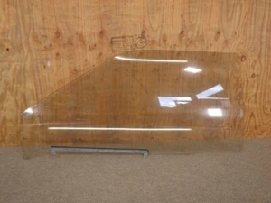 TOYOTA COROLLA LEVIN TRUENO AE86 Front Door Window Glass left side TESTED JDM - Picture 1 of 6