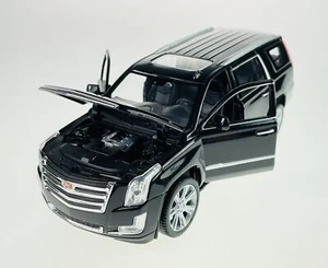 WELLY 2017 CADILLAC ESCALADE BLACK 1:27 DIE CAST METAL MODEL NEW IN BOX - Picture 1 of 8