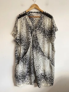 Virtu Dress Womens Plus Sz 20 White Black Spot Short Sleeve V-Neck Zip A-Line - Picture 1 of 12