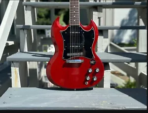 Gibson SG Classic with P90-Excellent Condition with TKL Case - Picture 1 of 7