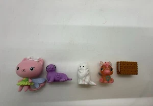 Dreamworks Kitty Fairy, gatto persiano, Hatchimals, viola mare e cancellazione biscotti - Foto 1 di 19