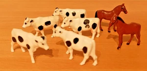 Tierfiguren H0 1:87 Modellbahn Kühe Pferde - Bild 1 von 1