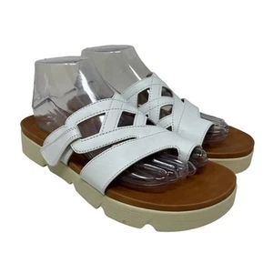 Bare Traps Harrison White Leather Comfort Supportive Postural Alignment Sandals - Picture 1 of 10