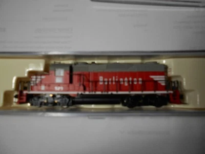 Life-Like  "N" Chicago Burlington & Quincy GP-20 RD# 929 w/Micro-Trains couplers - Image 1 of 4