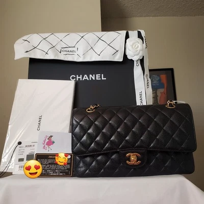 $11,300 CHANEL Double Flap Classic Medium black  caviar bag gold hw  - Image 1 of 4