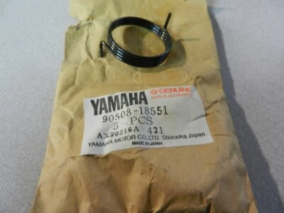 Muelle de torsión Yamaha 86 SRX600 83-86 TT600 82-83 XT550 90508-18551 NUEVO DE STOCK Foto 1 de 2