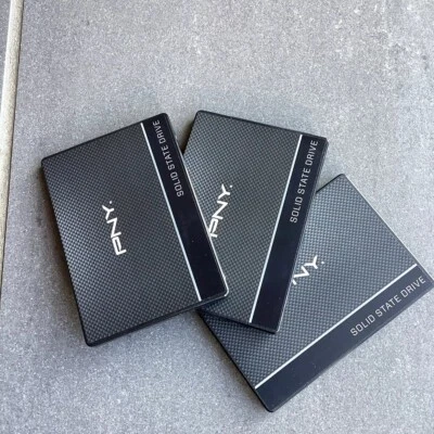 3x PNY CS900 Interne SSD SATA III, 2.5 Zoll, 250GB, Lesegeschwindigkeit - Bild 1 von 4