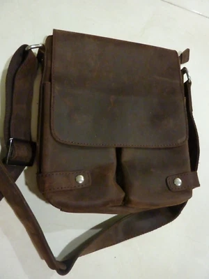 Vagabond Traveler Unisex Crossbody Full Grain Cowhide Distressed Leather BROWN - Image 1 of 4