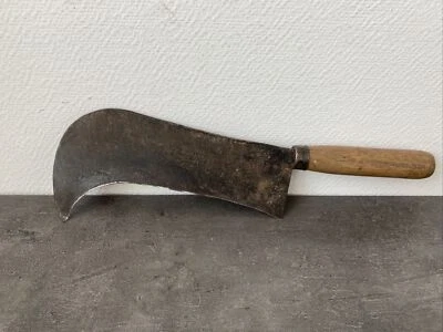 ancienne serpe serpette veritable Revollier manche bois outil art populaire  - Photo 1/4