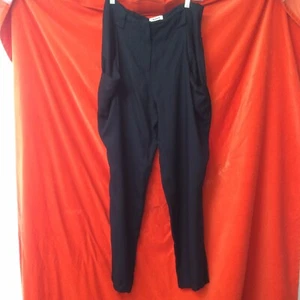 L'agence pantalone leggero affusolato tasca larga nero taglia 10 - Foto 1 di 6