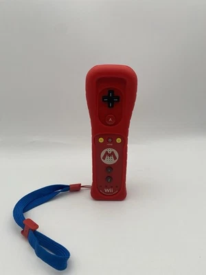 Nintendo Wii U Motion Plus Remote Controller - Mario Edition - Bild 1 von 3