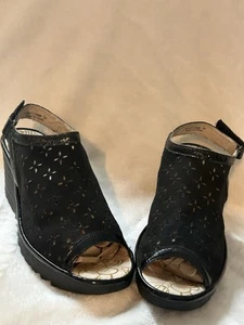 Adorable, Comfortable FLY LONDON Wedges Size “39” - Picture 1 of 4
