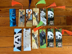 Lot of Paper Plastic Holographic Panda Sharks Wolf Leopard Giraffe Wildlife Book - Picture 1 of 14