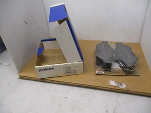 ACDELCO 17D659C DISC BRAKE PADS GM 89034069 - Picture 1 of 2