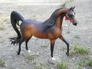 Künstler Resin Arabisches Pferd Statue OOAK Echo Magnificoo - Bild 1 von 8