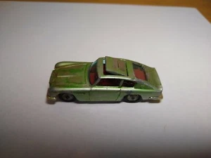 OLD DIECAST HUSKY JAMES BOND'S ASTON MARTIN EJECTOR SEAT MADE IN GT. BRITAIN - Picture 1 of 10