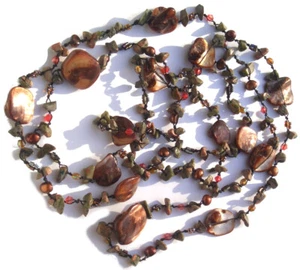 Kette Unakit Perlen Perlmutt geknotet variabel tragbar grün lachsfarben 159cm - Picture 1 of 4