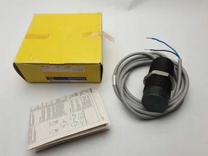 SQUARE D DC-10T/29PG Capacitive Sensor 1pc - Picture 1 of 8