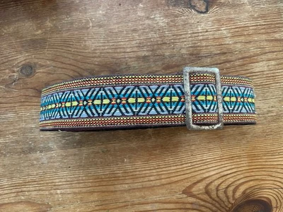 复古蓝色金色和红色皮革吉他表带 — 第 1/4 张图片