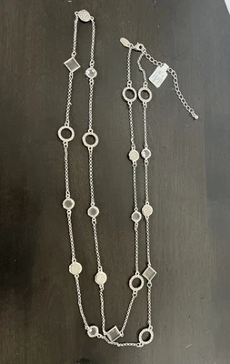 Collar Estación Lia Sophia Bisel Vidrio Estrás Círculo Tono Plata Nuevo Sin Caja Foto 1 de 4