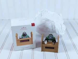 Hallmark Keepsake Ornament 2019 Disney Zootopia Sloth Flash Slothmore Magic NUEVO - Imagen 1 de 10