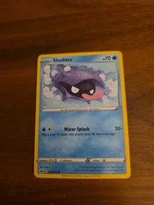 Shellder 040/202 Swsh01: Sword & Shield Regular - Picture 1 of 2