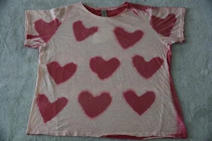 Magnolia Pearl Faded Heart T Shirt Short Sleeve Bandana OS NWT - Picture 1 of 5