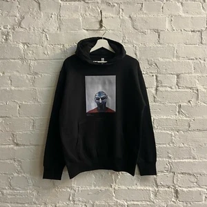 ACTUAL FACT MF Doom Steel Mask "super villano" sudadera con capucha negra - Imagen 1 de 4
