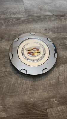 GENUINE OEM 2007  2014 CADILLAC ESCALADE WHEEL CENTER HUB CAP PART 9597355 - Image 1 of 4