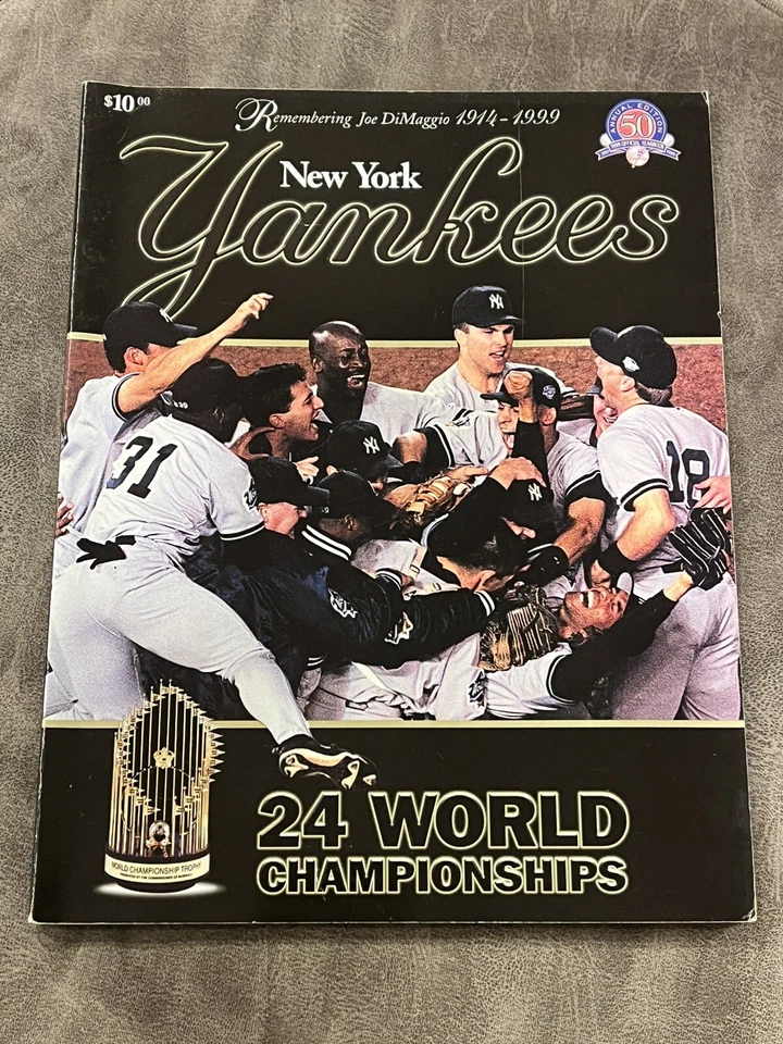 New York Yankees 1999 Anuario Oficial 24 Campeonatos Mundiales Joe DiMaggio Foto 1 de 1