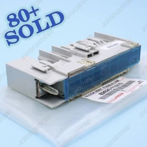 New Genuine OEM Toyota Hilux 2005 - 2011 Fusible Link Block Assembly 82620-71010 - Picture 1 of 10