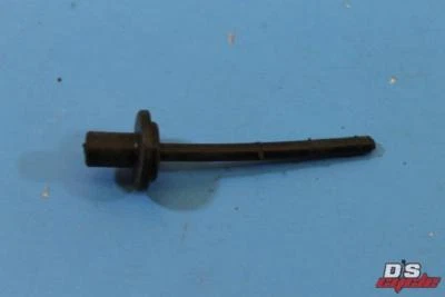 NOS YAMAHA 1967-68 YL2 OIL LEVEL GAUGE PART# 164-15361-00-00 - Image 1 of 4