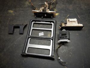 87 88 FORD THUNDERBIRD TURBO COUPE Clock Climate Control Unit Systems Sentry LOT