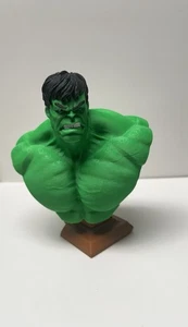 HULK BUST 7 INCHES TALL - Picture 1 of 2
