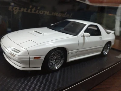 Accensione El RX-7 FC3S 1/18 Bianco - Immagine 1 di 4