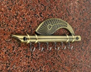 Lord Krishna's Flute & Peacock Quills Key Stand Key Holder For Home & Office - Picture 1 of 5