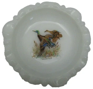 Vintage Milk Glass Mallard Duck Ash Tray Trinket Candy Dish Round Scalloped* - Picture 1 of 5