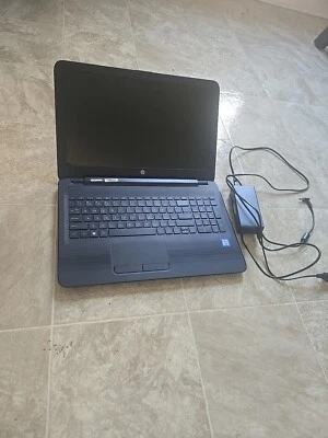 Laptop HP Core I5 1TB De Almacenamiento  2GB Ram Exelente Para Trabajar  - Image 1 of 4