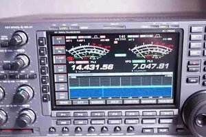 ICOM IC-7800 early / IC-7700 LCD BACKLIGHT REPLACEMENT(DRIVER BOARD INCLUDED) - Afbeelding 1 van 7