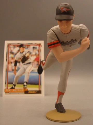 LOOSE 1993 STARTING LINEUP SLU FIGURE MIKE MUSSINA BALTIMORE ORIOLES Cover
