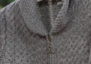 Aran Crafts - Merino Wool Zip-Front Cardigan with Back Pleat Sweater - Soft Grey - Bild 1 von 7